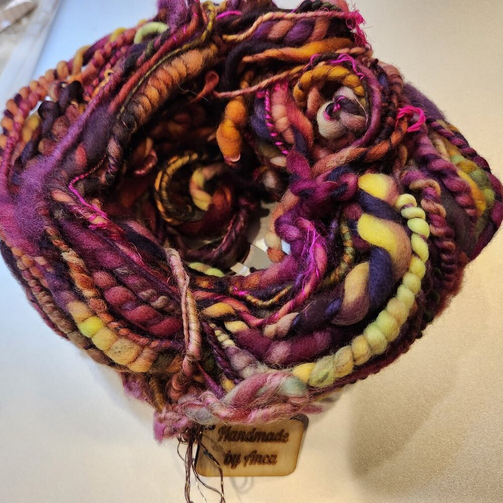 Hand spun fine wool, Art Yarn, new, soft, shines and fantastic colors, 2.6oz.